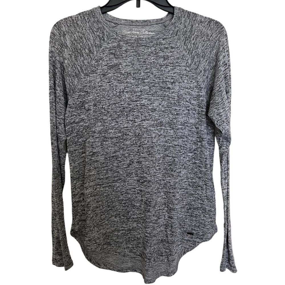 Hollister Must Have Collection Long Sleeve Heather Gray Shirt Size XS